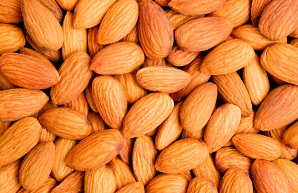 ALMENDRA CRUDA