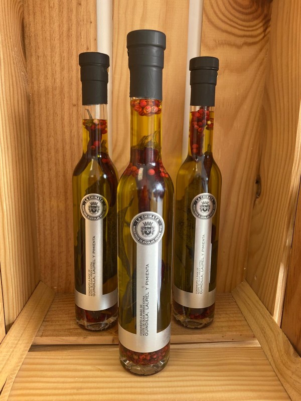 ACEITE GUINDILLA, LAUREL Y PIMIENTA